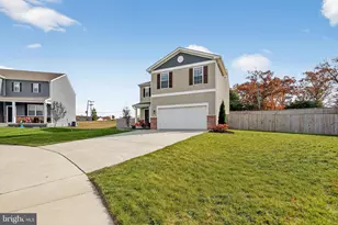 7402 Jake Ct, Fredericksburg, VA 22407 - Photo 3