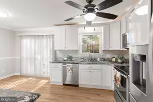 10403 Daniels Ct, Spotsylvania, VA 22553 - Photo 7