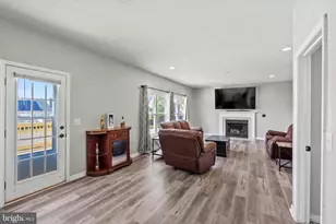 12004 Majestic Ct, Fredericksburg, VA 22407 - Photo 9