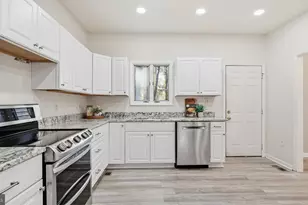 8805 Pepperidge Dr, Spotsylvania, VA 22553 - Photo 17