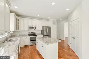 8217 Vintage Ln, Spotsylvania, VA 22551 - Photo 11