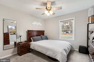 813 Sherwood Ln, Fredericksburg, VA 22407 - Photo 13