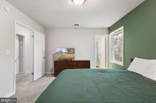813 Sherwood Ln, Fredericksburg, VA 22407 - Photo 11