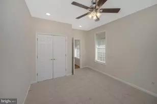 5105 Sewells Pointe Dr, Fredericksburg, VA 22407 - Photo 9