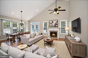 5105 Sewells Pointe Dr, Fredericksburg, VA 22407 - Photo 11