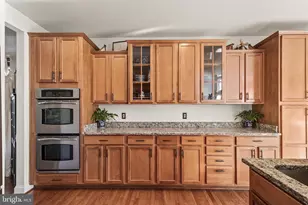 9314 Birch Cliff Drive, Fredericksburg, VA 22407 - Photo 17