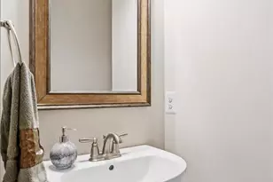 10747 Bridlerein Ct, Spotsylvania, VA 22553 - Photo 17