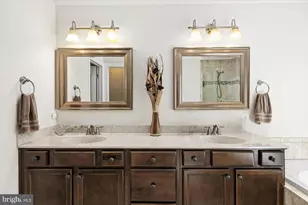 10747 Bridlerein Ct, Spotsylvania, VA 22553 - Photo 25