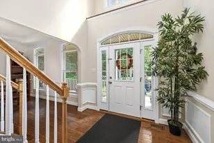 10747 Bridlerein Ct, Spotsylvania, VA 22553 - Photo 5