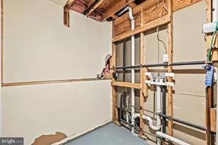 8811 Henly Ct, Fredericksburg, VA 22408 - Photo 33