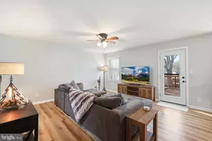 11818 Geranium St, Fredericksburg, VA 22407 - Photo 5