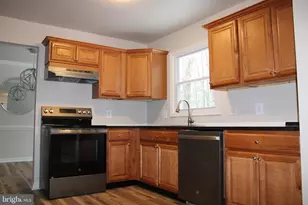 11816 Rutherford Dr, Fredericksburg, VA 22407 - Photo 9