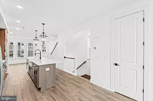 9407 Pacific Elm St, Fredericksburg, VA 22407 - Photo 11