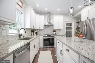 12002 Paddock Pl, Fredericksburg, VA 22407 - Photo 13