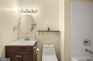 10400 Hillside Ln, Fredericksburg, VA 22408 - Photo 13