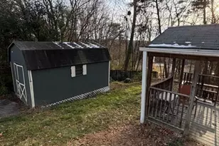 10310 Meadowview Dr, Fredericksburg, VA 22408 - Photo 25