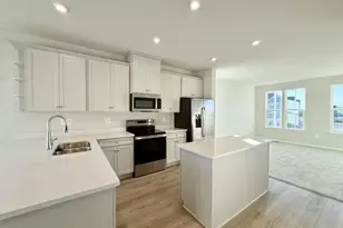 9366 Tanfield Dr, Spotsylvania, VA 22408 - Photo 5