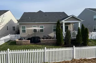 5424 Holley Oak Ln, Fredericksburg, VA 22407 - Photo 3