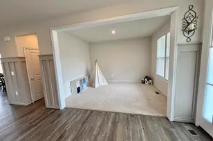 8028 Ashford Dr, Fredericksburg, VA 22407 - Photo 9