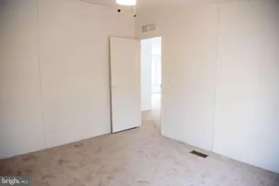 8705 Alsop Town Road, Spotsylvania, VA 22551 - Photo 9