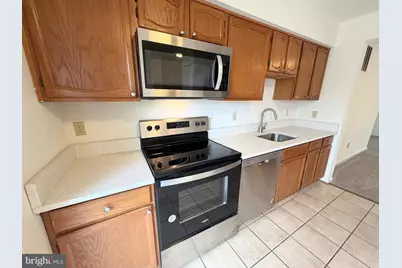 10740 Brice Court, Fredericksburg, VA 22407 - Photo 5