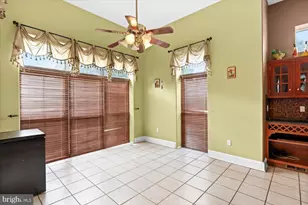 6902 Tower of London Dr, Fredericksburg, VA 22407 - Photo 19