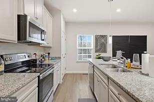 8719 Stevenson Ln, Spotsylvania, VA 22553 - Photo 11