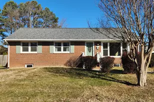 117 Laurel Ave, Fredericksburg, VA 22408 - Photo 1