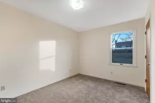 806 Shamrock Dr, Fredericksburg, VA 22407 - Photo 17