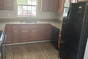 202 Bend Farm Rd, Fredericksburg, VA 22408 - Photo 5