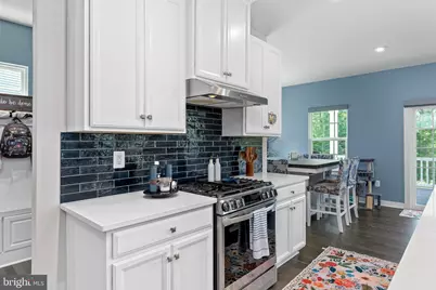 5018 Birch Leaf Circle, Fredericksburg, VA 22407 - Photo 3