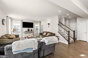 5428 Holley Oak Ln, Fredericksburg, VA 22407 - Photo 9