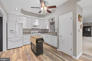 7029 Radford Dr, Fredericksburg, VA 22407 - Photo 13