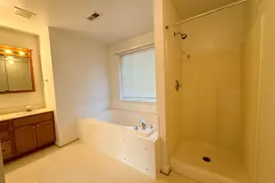 5605 Glen Eagles Ct, Fredericksburg, VA 22407 - Photo 9