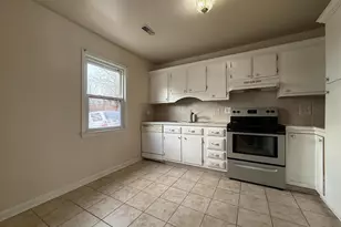 405 Olde Greenwich Cir, Fredericksburg, VA 22408 - Photo 3