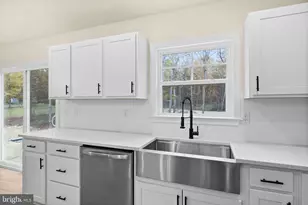 12705 Plantation Dr, Spotsylvania, VA 22551 - Photo 21