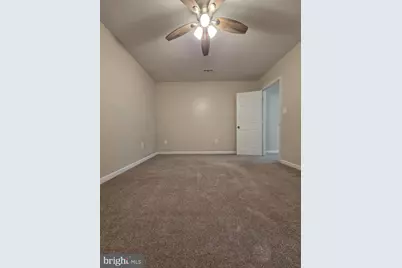 8214 Howard Trail, Fredericksburg, VA 22407 - Photo 9