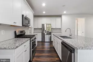 10602 Springvale Ln, Spotsylvania, VA 22551 - Photo 13