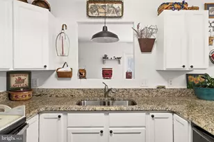 9911 Blade Ct, Fredericksburg, VA 22408 - Photo 15