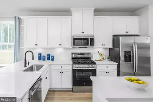 4903 Dunhaven Dr, Fredericksburg, VA 22408 - Photo 3