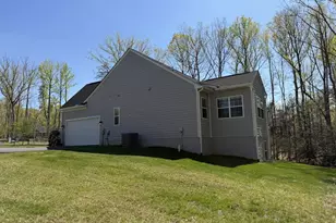 8005 Ashford Dr, Fredericksburg, VA 22407 - Photo 13