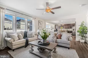 10103 Governors Ln, Fredericksburg, VA 22408 - Photo 9