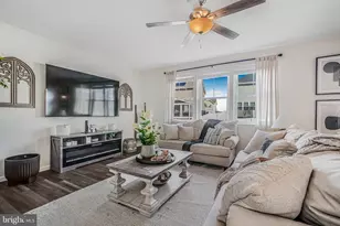 10103 Governors Ln, Fredericksburg, VA 22408 - Photo 11