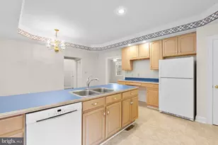 3904 Corbin Hall Ln, Fredericksburg, VA 22408 - Photo 9