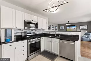 6914 Versaille Dr, Fredericksburg, VA 22407 - Photo 7