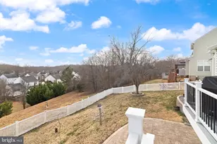 6914 Versaille Dr, Fredericksburg, VA 22407 - Photo 17