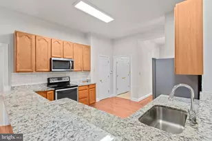 10320 Watford Ln, Fredericksburg, VA 22408 - Photo 17