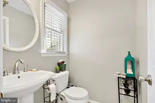 10706 Ann Davis Dr, Fredericksburg, VA 22408 - Photo 13