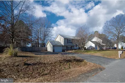 8802 Kent Court, Fredericksburg, VA 22408 - Photo 3