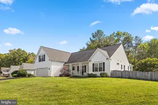10202 Spring Creek Dr, Spotsylvania, VA 22553 - Photo 3